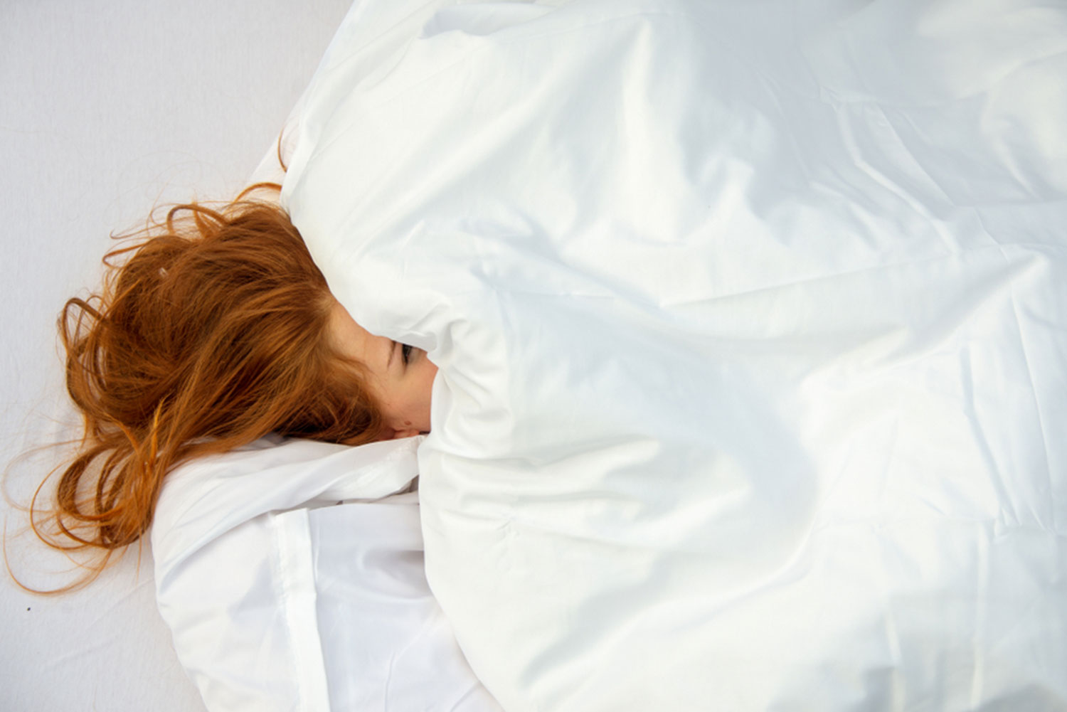 волосы на кровати во сне